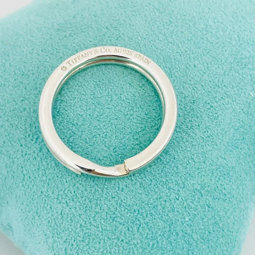 Tiffany & Co Heavy Thick Key Ring in Sterling Silver Keyring